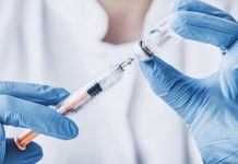 100% of patients receive the influenza vaccine